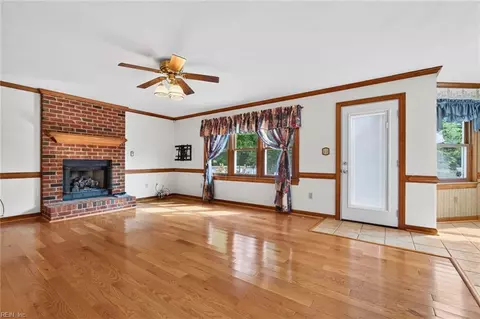 Living - 619 Bartell Dr, Chesapeake, VA 23322 photo 1 of 5