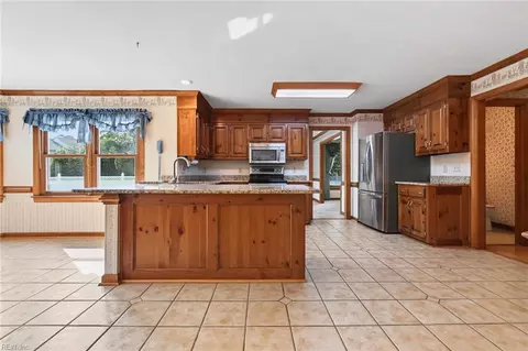 Kitchen - 619 Bartell Dr, Chesapeake, VA 23322 photo 3 of 3