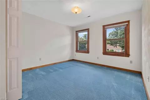 Bedroom - 619 Bartell Dr, Chesapeake, VA 23322 photo 10 of 11