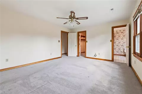 Bedroom - 619 Bartell Dr, Chesapeake, VA 23322 photo 5 of 11