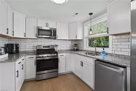 Kitchen - 1919 Seward Dr, Hampton, VA 23663 photo 3 of 3