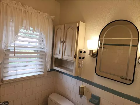 Bath - Undisclosed, Hampton, VA 23666 photo 5 of 5
