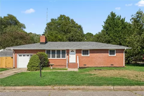 78 Ferguson Ln, Newport News, VA 23601