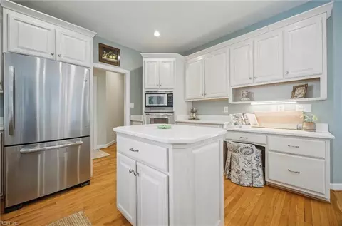 Kitchen - 9 Whitaker Ct, Williamsburg, VA 23188 photo 3 of 4