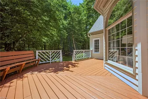 Exterior - 9 Whitaker Ct, Williamsburg, VA 23188 photo 3 of 7