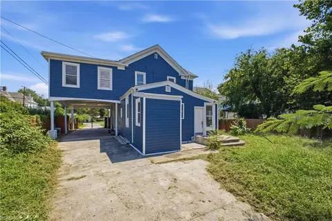 Exterior - 618 S Armistead Ave, Hampton, VA 23669 photo 3 of 3