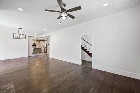 Living - 618 S Armistead Ave, Hampton, VA 23669 photo 1 of 3