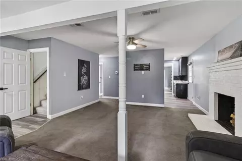 Entry Way - 4745 Court Dr, Gloucester, VA 23061 photo 2 of 4