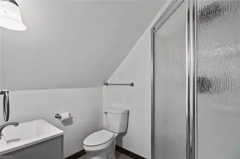 Bath - 4745 Court Dr, Gloucester, VA 23061 photo 2 of 2