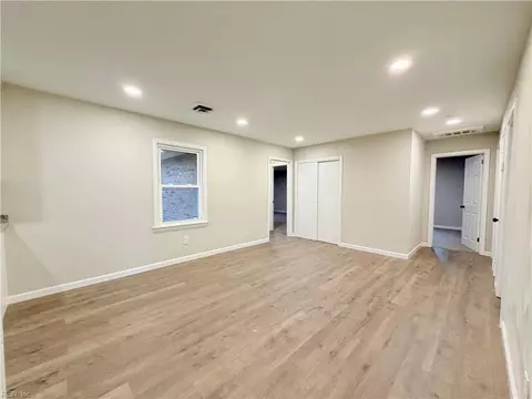 Living - 104 N Myra Dr, Hampton, VA 23661 photo 3 of 3