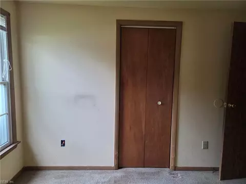 Bedroom - 77 Fulton St, Hampton, VA 23663 photo 1 of 6