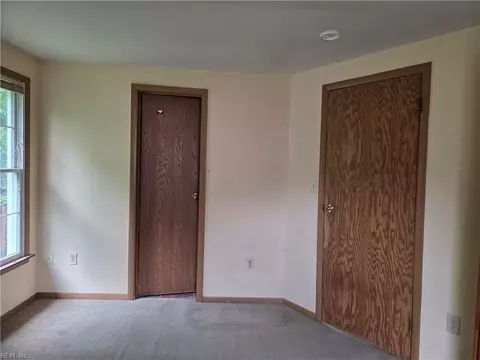 Bedroom - 77 Fulton St, Hampton, VA 23663 photo 5 of 6