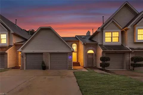 1817 Calash Way, Virginia Beach, VA 23454