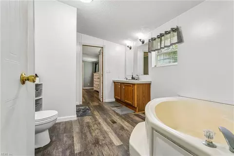 Bath - 6477 Hickory Knoll Rd, Gloucester, VA 23061 photo 1 of 3