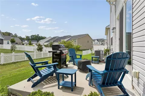 Exterior - 2210 Fallon Cir, Williamsburg, VA 23188 photo 2 of 4