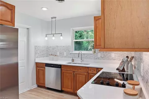 Kitchen - 3116 Dunworken Dr, Chesapeake, VA 23321 photo 1 of 3