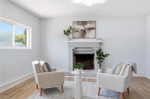 Living - 3116 Dunworken Dr, Chesapeake, VA 23321 photo 5 of 5