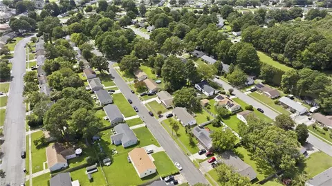 View/Area - 3116 Dunworken Dr, Chesapeake, VA 23321 photo 3 of 4