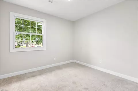 Bedroom - 1628 Gaff Rd, Chesapeake, VA 23321 photo 3 of 9