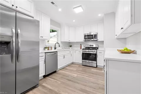 Kitchen - 1628 Gaff Rd, Chesapeake, VA 23321 photo 1 of 8