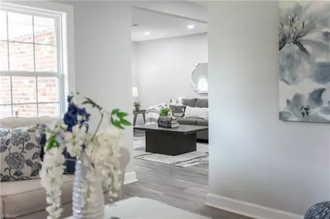Entry Way - 1628 Gaff Rd, Chesapeake, VA 23321 photo 2 of 3