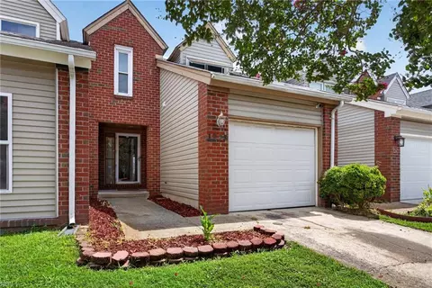 1245 Hillock Xing #CROS, Virginia Beach, VA 23455