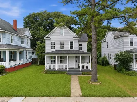 1209 Holly Ave, Chesapeake, VA 23324