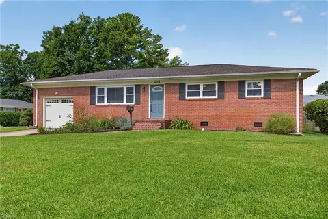 5028 Westgrove Rd, Virginia Beach, VA 23455