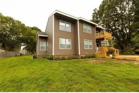 Exterior - 315 Riversedge Dr, Hampton, VA 23669 photo 5 of 9