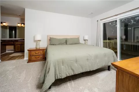 Bedroom - 315 Riversedge Dr, Hampton, VA 23669 photo 2 of 3