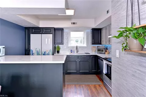 Kitchen - 388 N First St, Hampton, VA 23664 photo 2 of 6