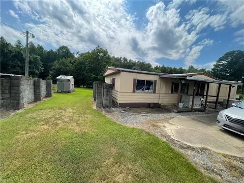 Exterior - 9324 Windsor Blvd, Windsor, VA 23487 photo 1 of 2