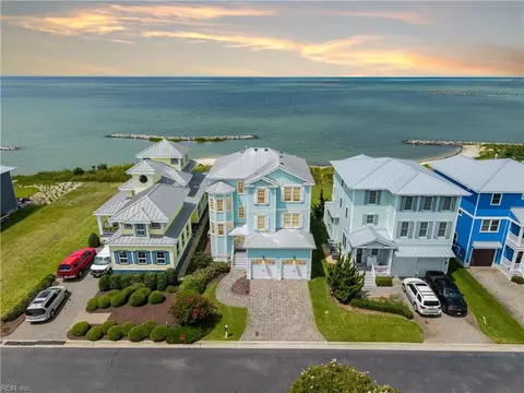 171 Sunset Blvd, Cape Charles, VA 23310