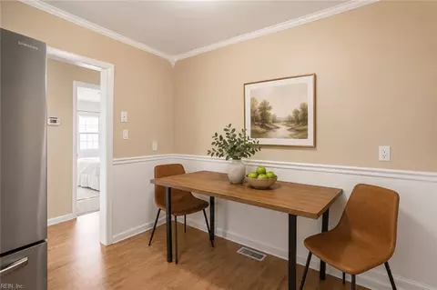 Dining - 825 Headrow Ter, Hampton, VA 23666 photo 1 of 3