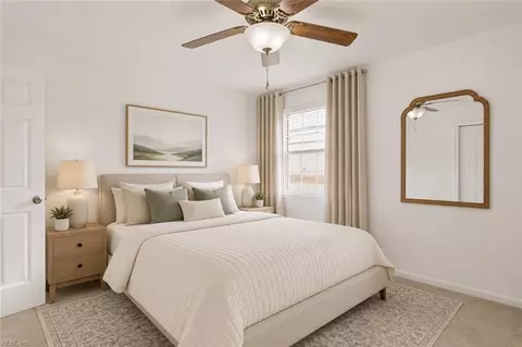 Bedroom - 825 Headrow Ter, Hampton, VA 23666 photo 4 of 8
