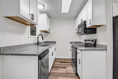 Kitchen - 623 Chapel St, Hampton, VA 23669 photo 1 of 1