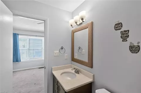 Bath - 6 Chinaberry Pl, Hampton, VA 23666 photo 4 of 4