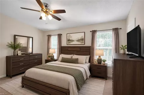 Bedroom - 6 Chinaberry Pl, Hampton, VA 23666 photo 1 of 8