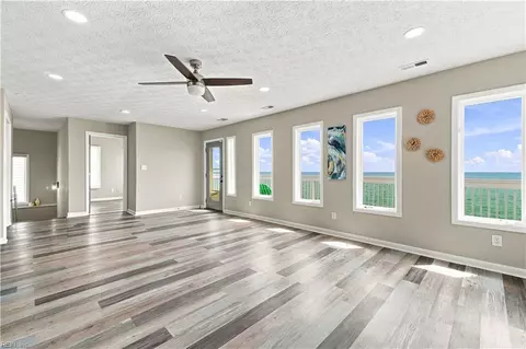 Living - 106 Lighthouse Dr, Hampton, VA 23664 photo 7 of 7