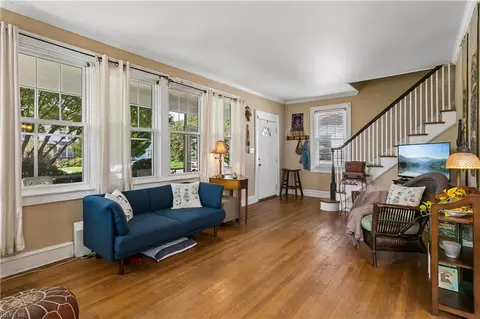 Living - 44 Cherry Ave, Hampton, VA 23661 photo 1 of 1