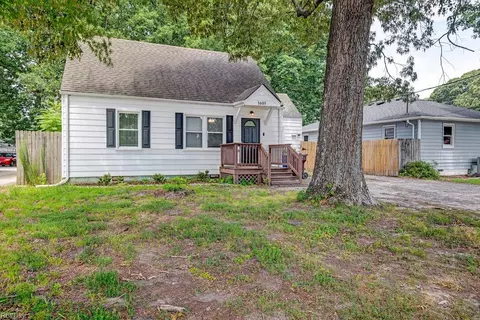 1605 Laurel Ave, Chesapeake, VA 23325