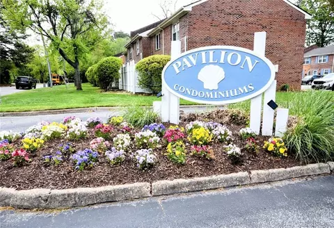 437 Barberton Dr, Virginia Beach, VA 23451