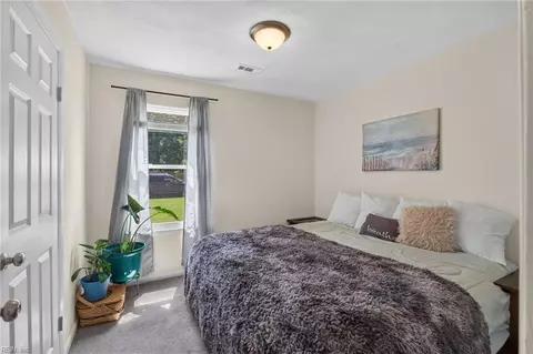 Bedroom - 1105 Gloucester St, Hampton, VA 23661 photo 1 of 5