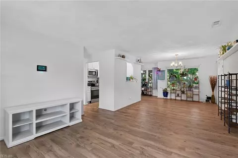 Other - 1105 Gloucester St, Hampton, VA 23661 photo 2 of 5