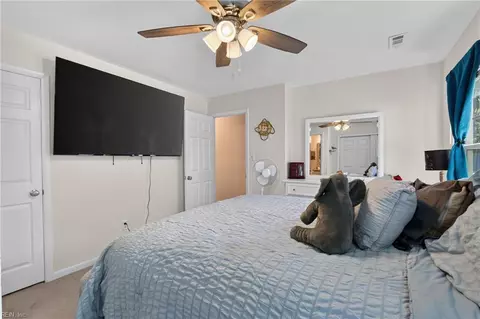 Bedroom - 1105 Gloucester St, Hampton, VA 23661 photo 4 of 5