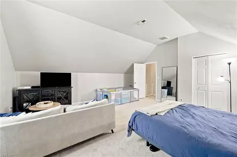 Bedroom - 6407 Crosswinds Ct, Suffolk, VA 23435 photo 6 of 8