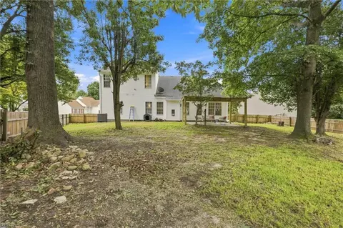 Exterior - 6407 Crosswinds Ct, Suffolk, VA 23435 photo 5 of 8