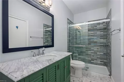Bath - 129 Jay Crest Rd #A, Kitty Hawk, NC 27949 photo 1 of 2