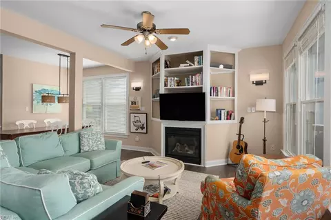 Living - 129 Jay Crest Rd #A, Kitty Hawk, NC 27949 photo 8 of 9