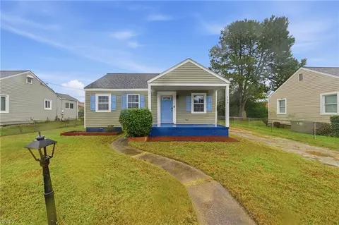 Exterior - 406 Colonial Ave, Hampton, VA 23661 photo 3 of 11